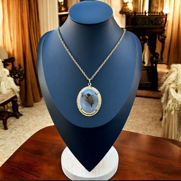 Vintage Dendritic Agate Cameo Stone Gold Tone Pendant Necklace Oval Large - Picture 2 of 5